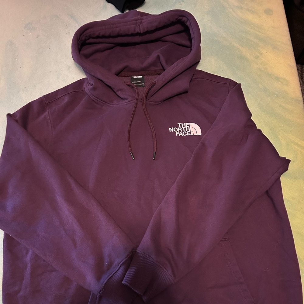 Women’s The North Face hoodie